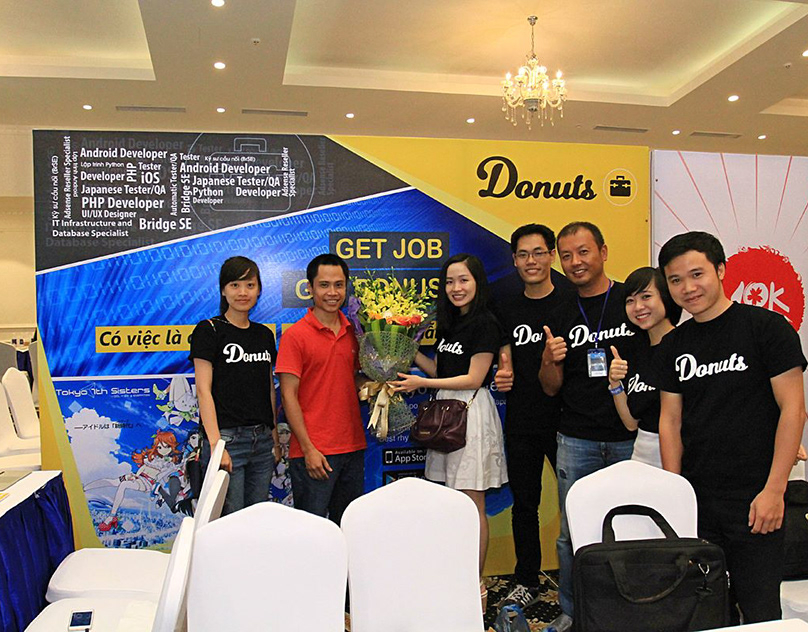 Nn-tng-tuyn-dng-ng-vien-IT-cht-lung-cao